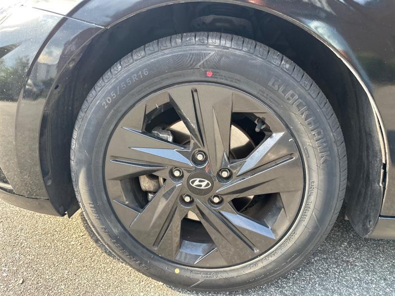 Hyundai Elantra SEL 2021