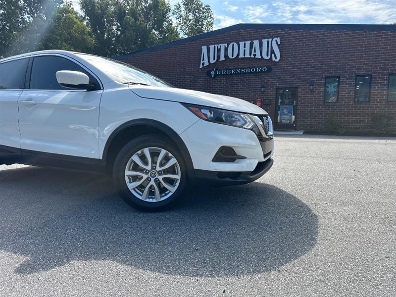 Nissan Rogue Sport S 2020