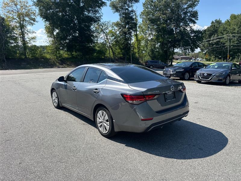 Nissan Sentra S 2020