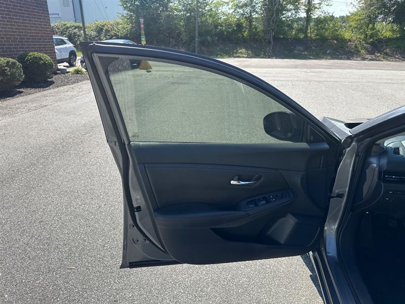 Nissan Sentra S 2020