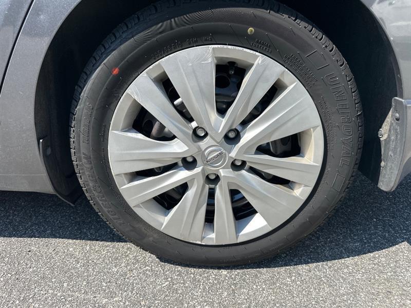 Nissan Sentra S 2020