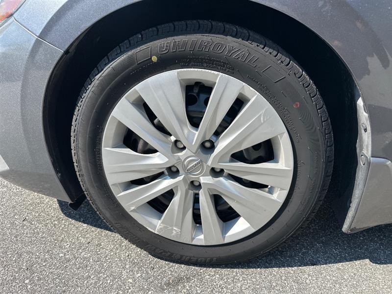 Nissan Sentra S 2020