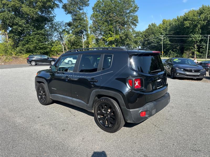 Jeep Renegade Latitude FWD 2017