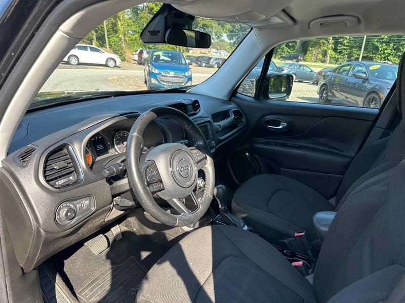 Jeep Renegade Latitude FWD 2017