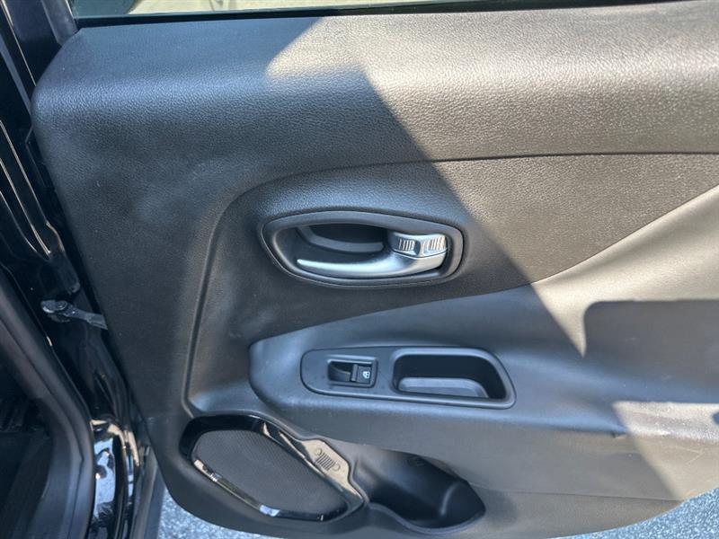 Jeep Renegade Latitude FWD 2017