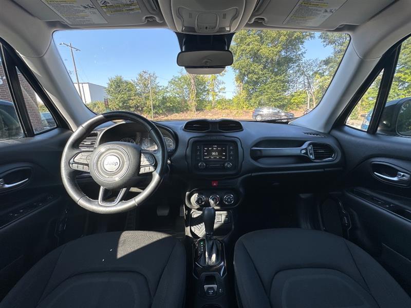 Jeep Renegade Latitude FWD 2017
