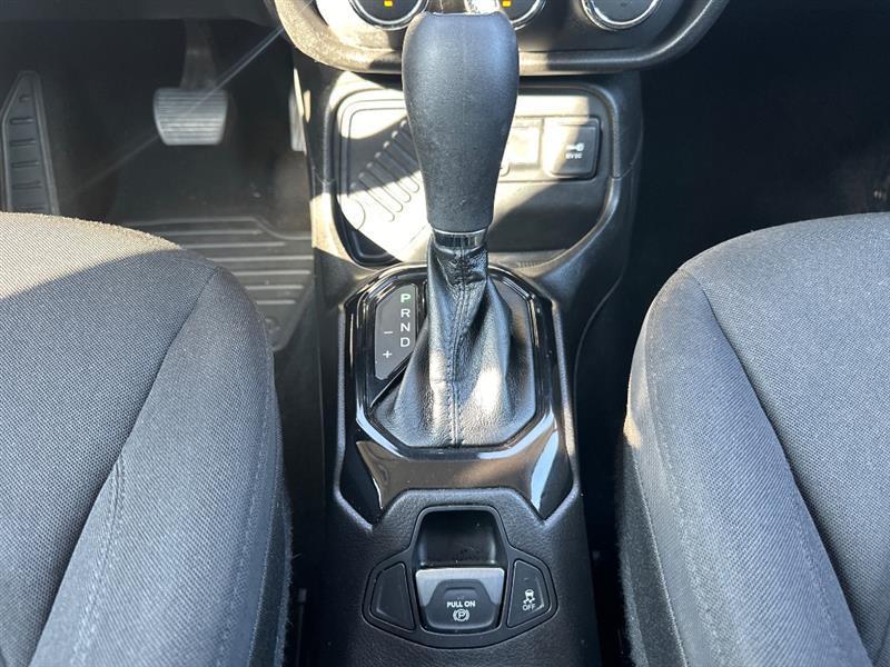 Jeep Renegade Latitude FWD 2017