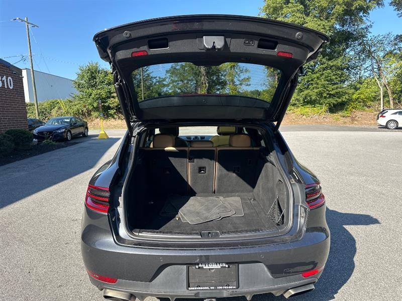 Porsche Macan GTS 2018
