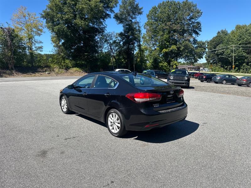 Kia Forte LX 6A 2017