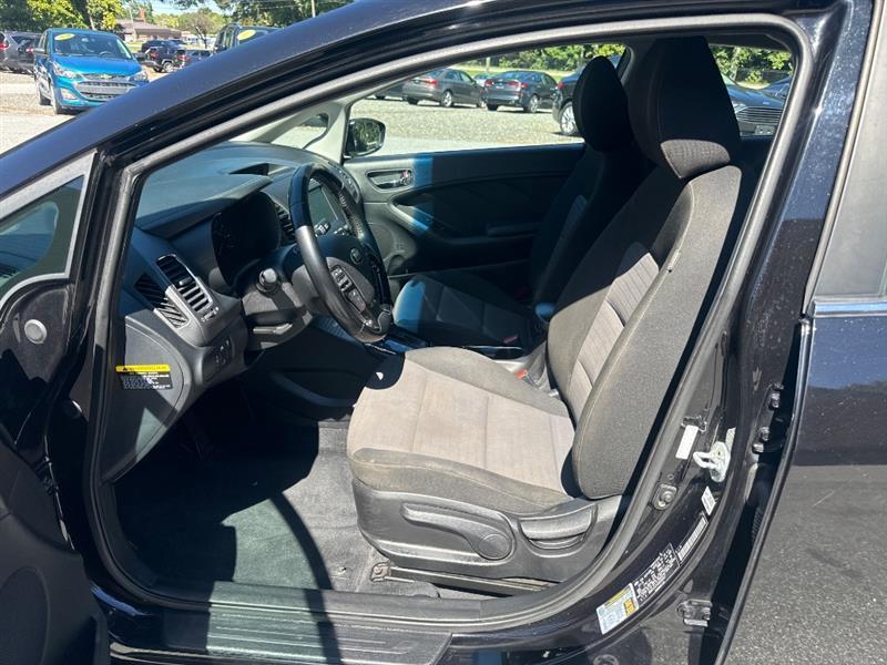 Kia Forte LX 6A 2017