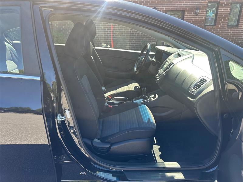Kia Forte LX 6A 2017