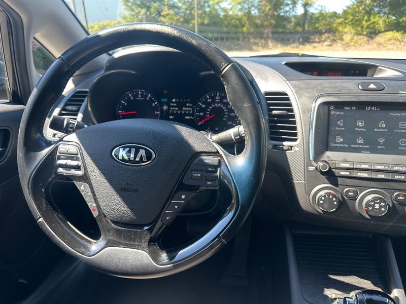 Kia Forte LX 6A 2017