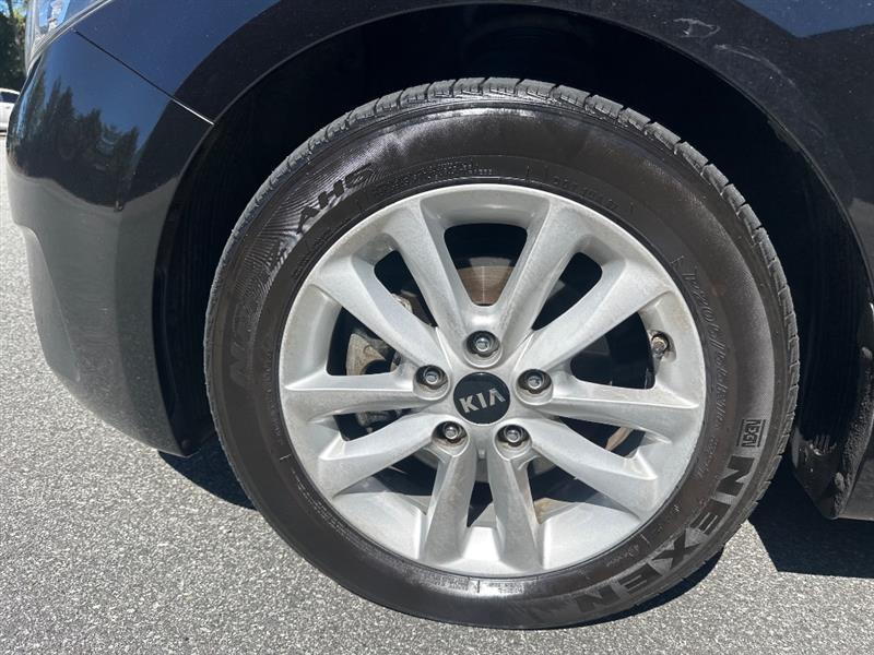 Kia Forte LX 6A 2017