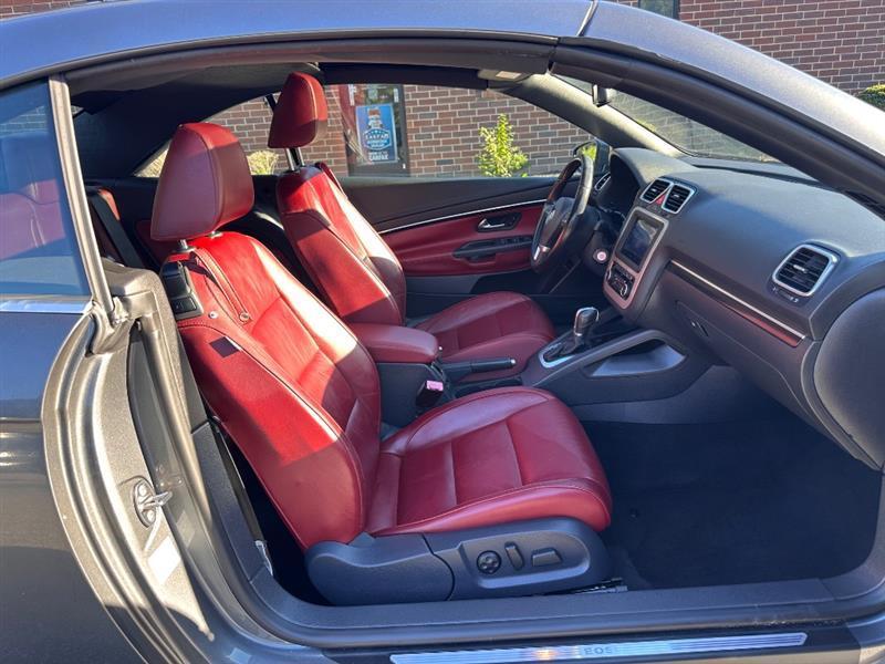 Volkswagen Eos Lux 2012