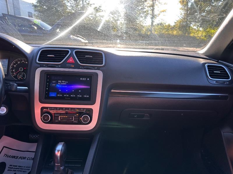 Volkswagen Eos Lux 2012