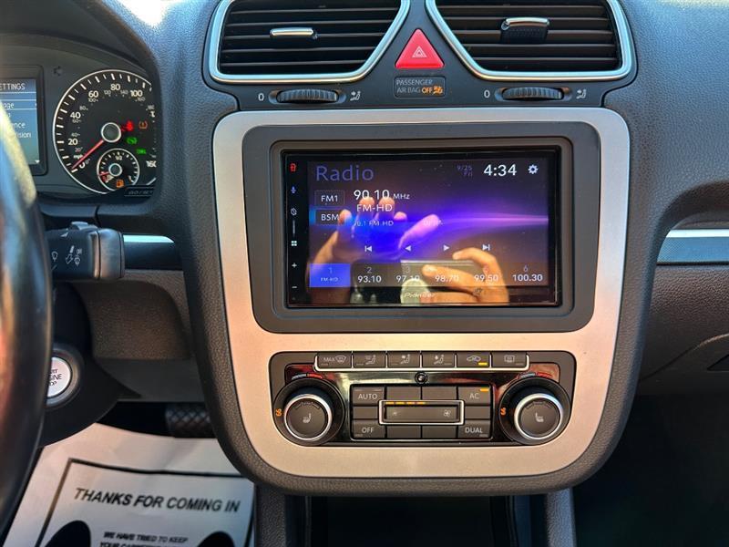 Volkswagen Eos Lux 2012