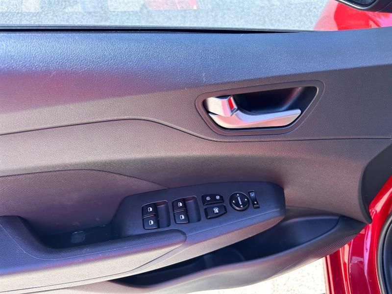 Hyundai Accent SE 4-Door 6M 2022