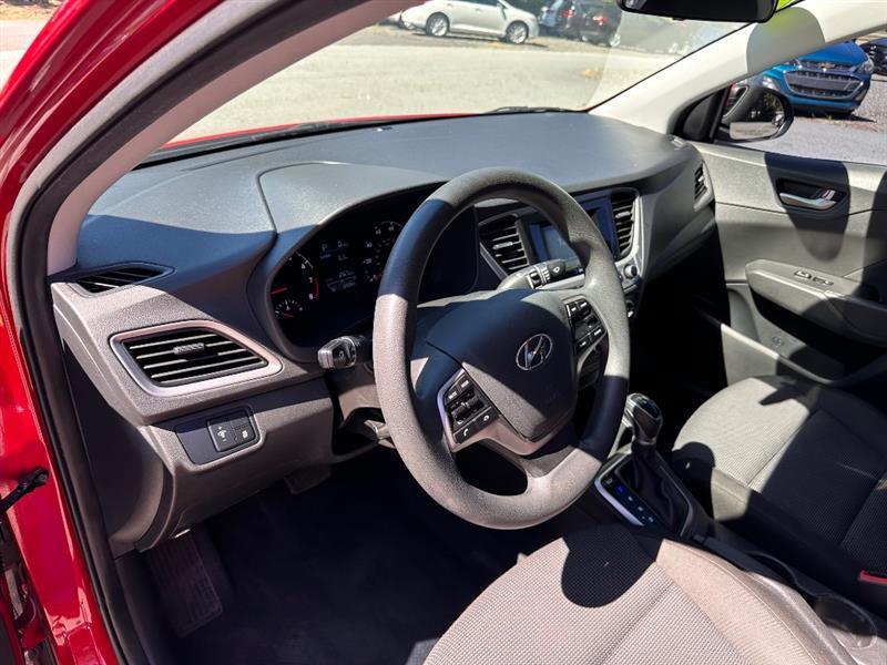 Hyundai Accent SE 4-Door 6M 2022