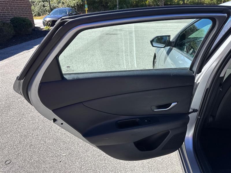 Hyundai Elantra SE 2021