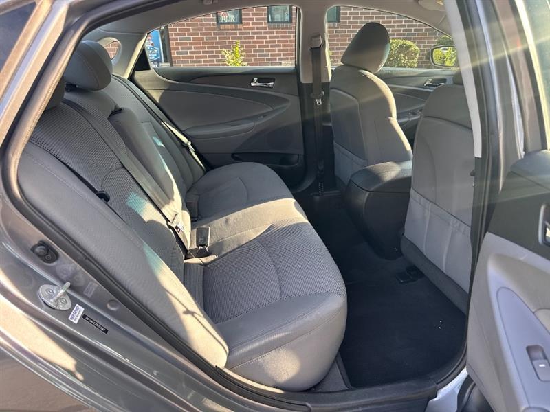 Hyundai Sonata GLS 2013