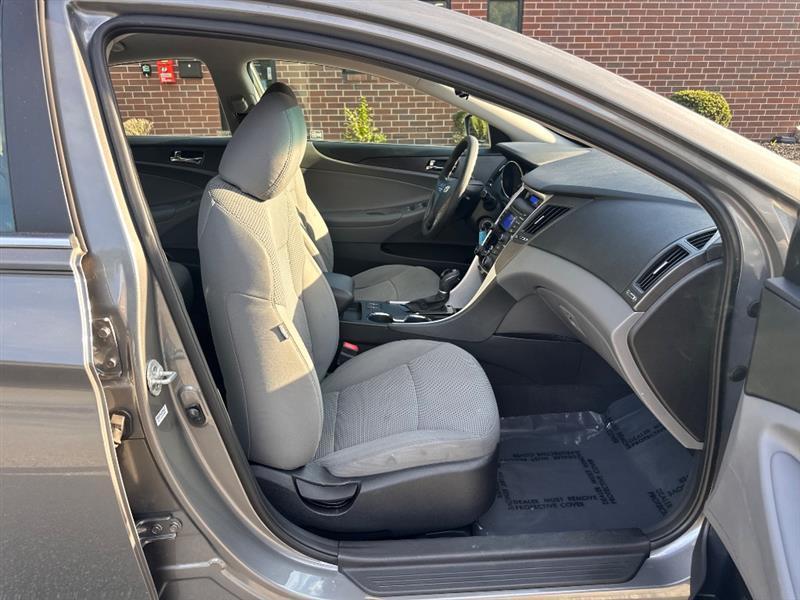 Hyundai Sonata GLS 2013