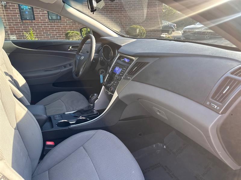 Hyundai Sonata GLS 2013