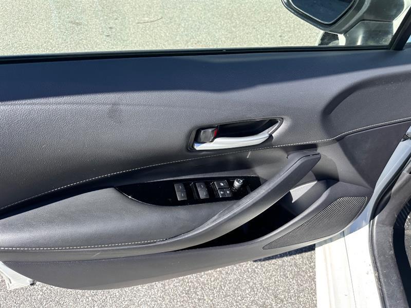 Toyota Corolla SE Hatchback CVT 2021