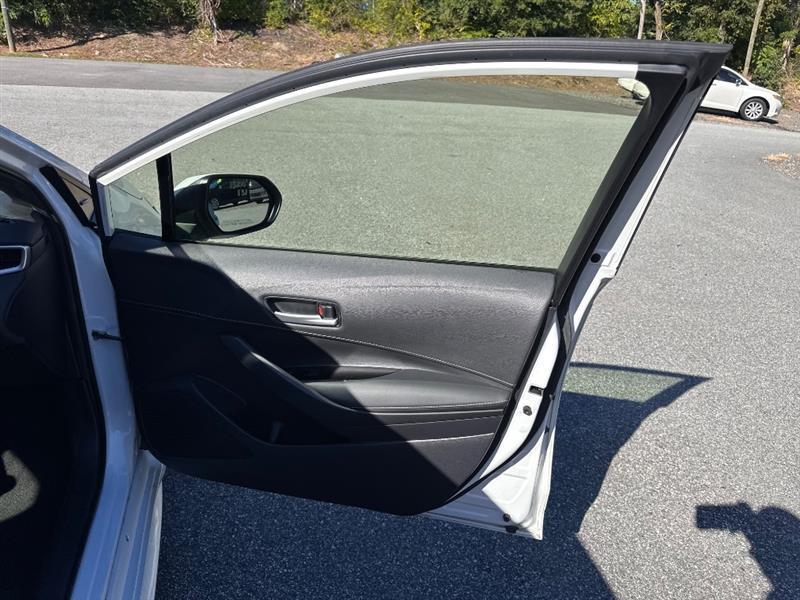 Toyota Corolla SE Hatchback CVT 2021