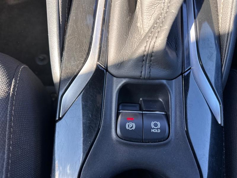 Toyota Corolla SE Hatchback CVT 2021