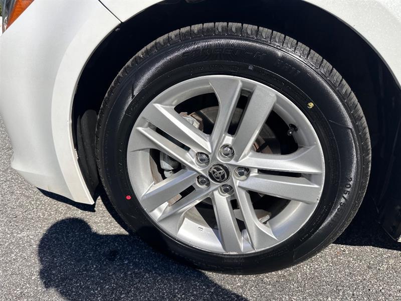 Toyota Corolla SE Hatchback CVT 2021