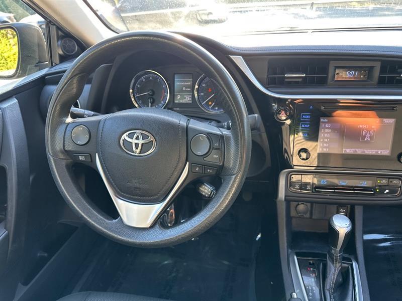 Toyota Corolla LE CVT 2018