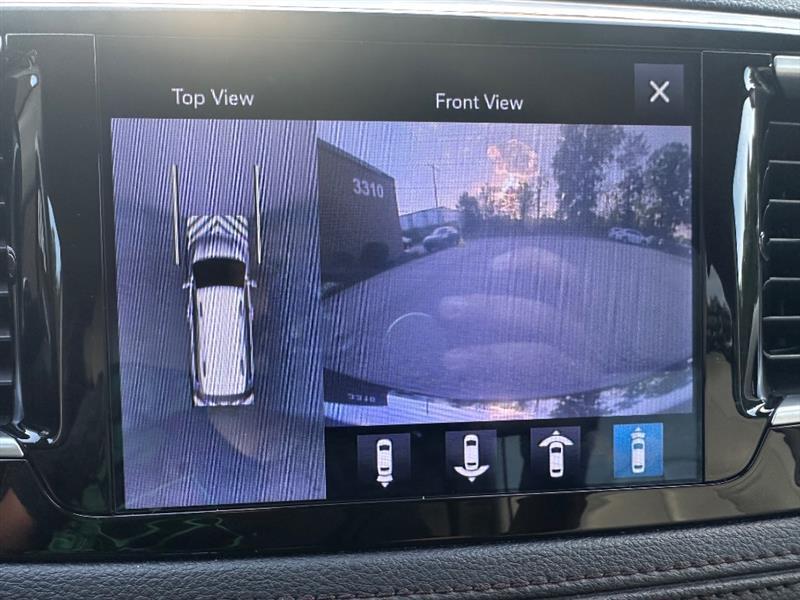 Chrysler Pacifica Limited 2017