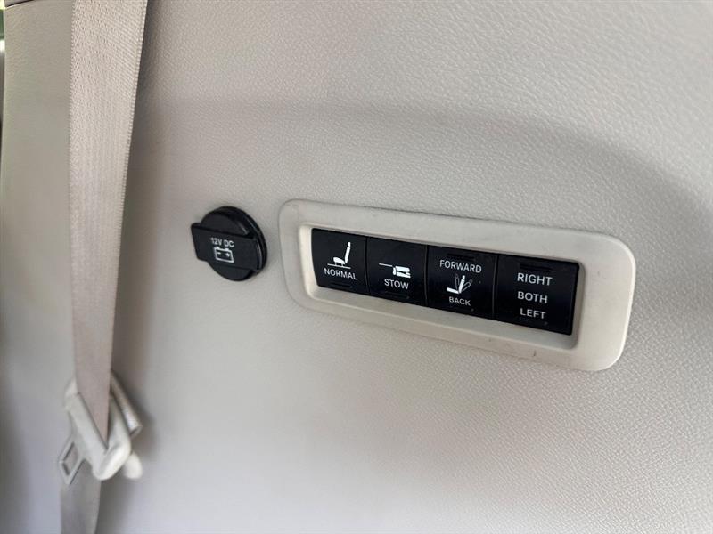 Chrysler Pacifica Limited 2017