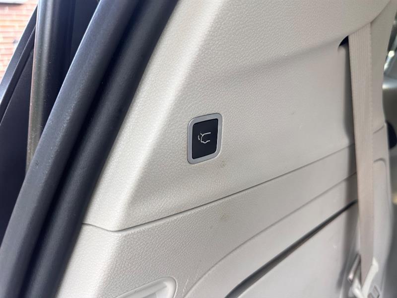 Chrysler Pacifica Limited 2017