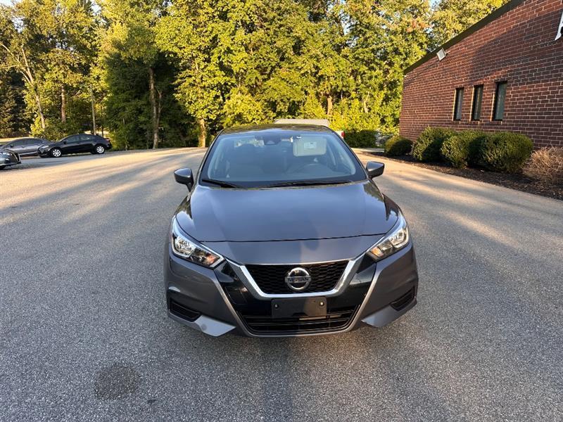 Nissan Versa SV 2022