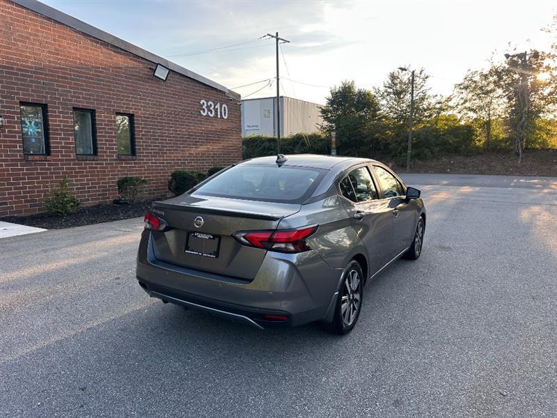 Nissan Versa SV 2022