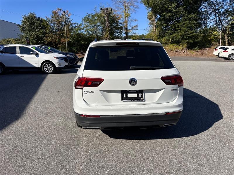 Volkswagen Tiguan SE 4Motion 2021