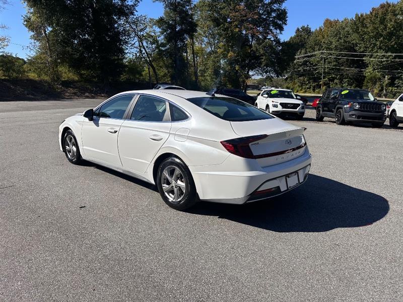 Hyundai Sonata SE 2022