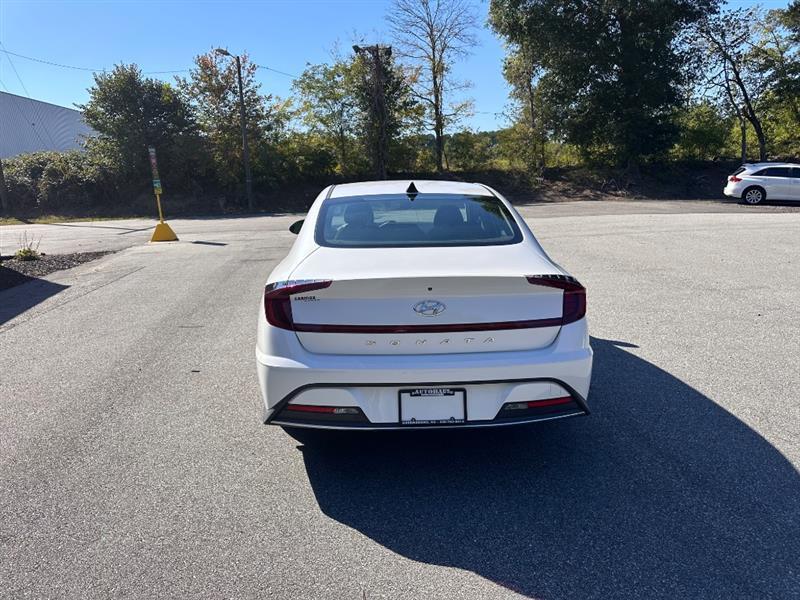 Hyundai Sonata SE 2022