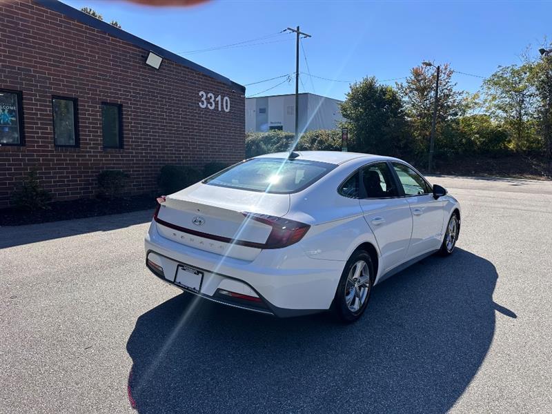Hyundai Sonata SE 2022