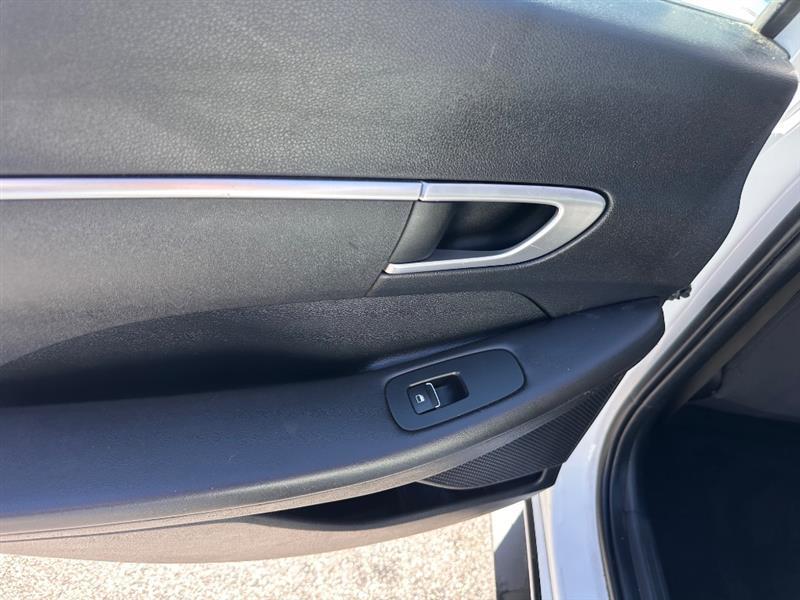 Hyundai Sonata SE 2022