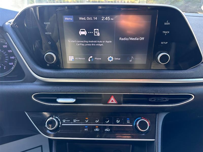 Hyundai Sonata SE 2022
