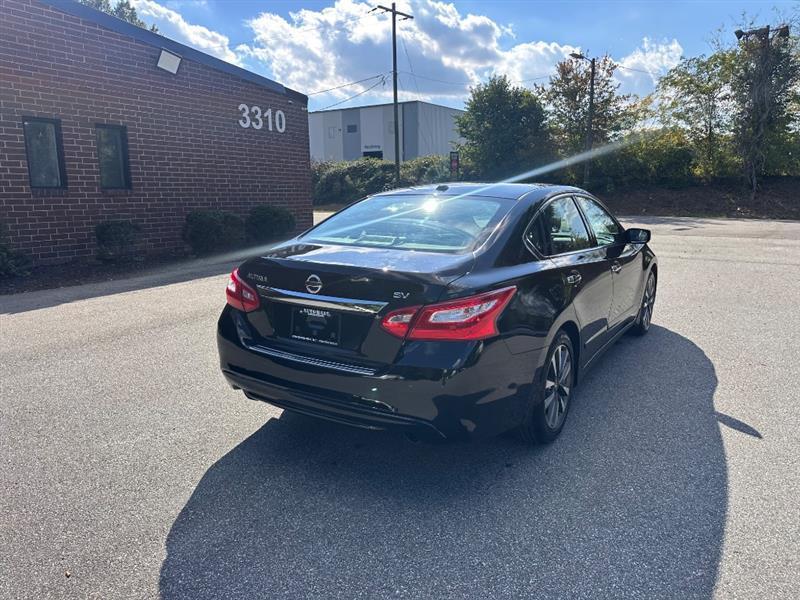 Nissan Altima 2.5 SV 2017