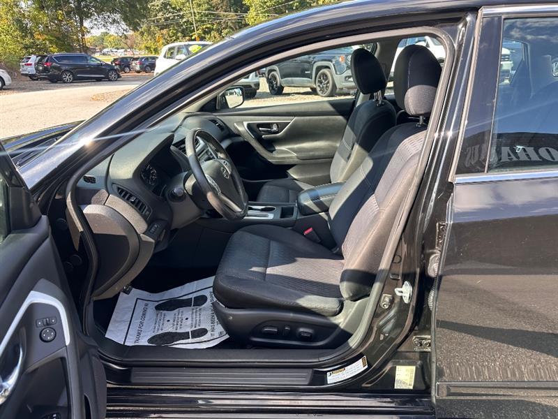 Nissan Altima 2.5 SV 2017