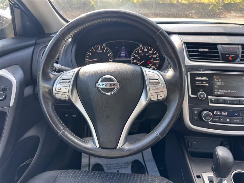 Nissan Altima 2.5 SV 2017