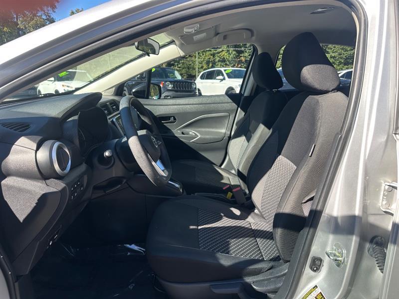 Nissan Versa S CVT 2020