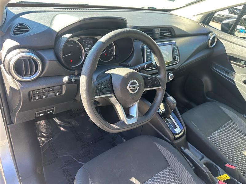 Nissan Versa S CVT 2020
