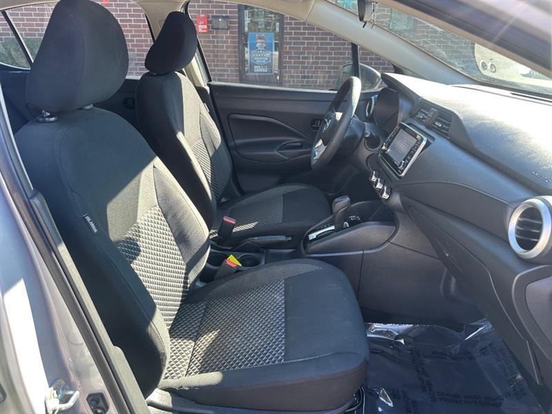 Nissan Versa S CVT 2020