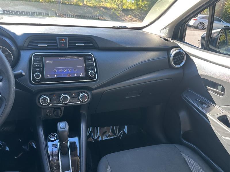 Nissan Versa S CVT 2020