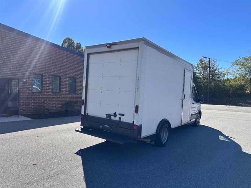 Ford Transit T-350 HD DRW 2022